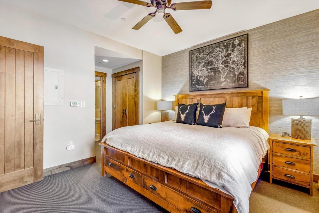 One Bedroom Luxury Condo On Main Street In Downtown ブリッケンリッジ エクステリア 写真
